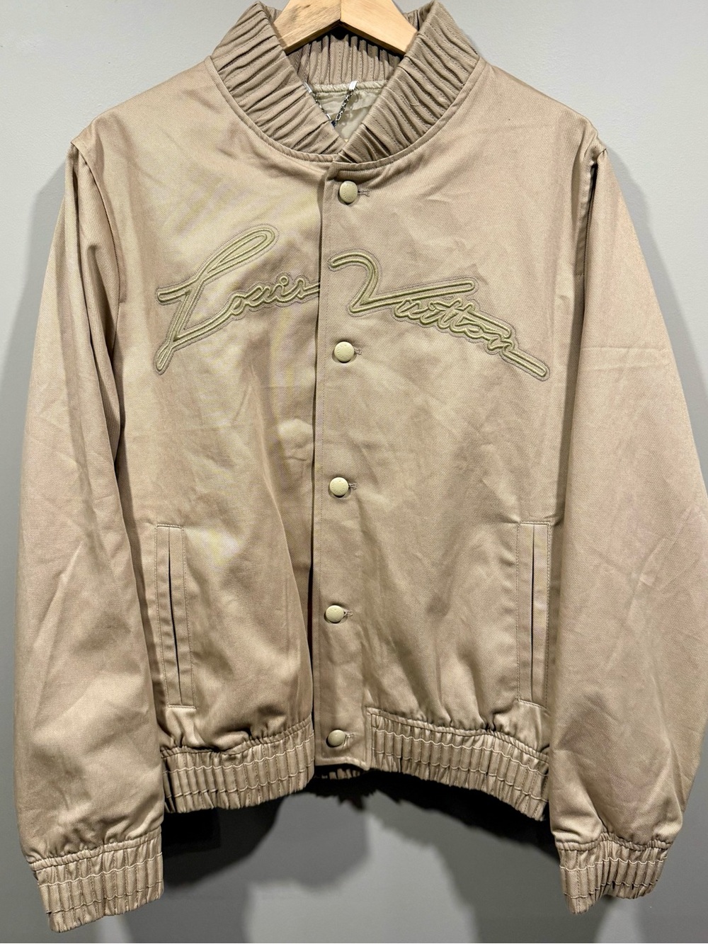 Louis Vuitton Beige Men's button down baseball blouson Bomber Jacket FW24 1:1